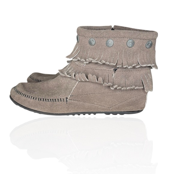 Minnetonka Moccasins Sz 10 Suede Double Fringe‎ Side Zipper Festival Boho Native - Picture 1 of 9